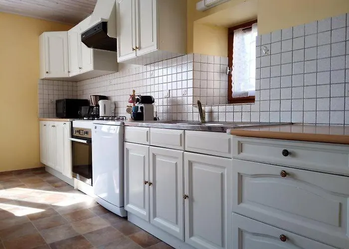 De Goutrens بيت للعطل Goutrens